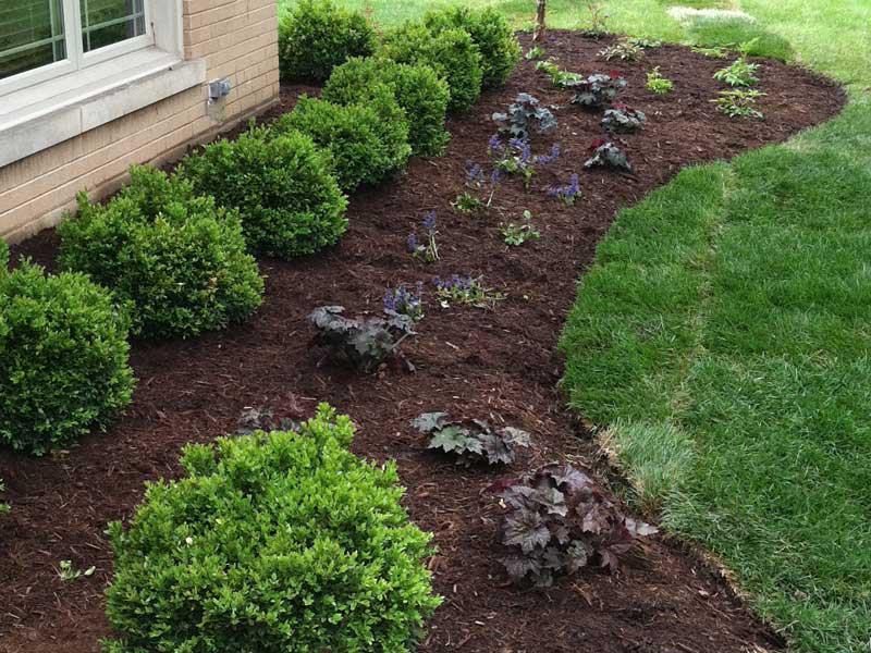 Mulch Installations in Taunton, Rehoboth, Dighton, Norton, Seekonk, Middleborough, Raynham, Berkley, and Mansfield MA