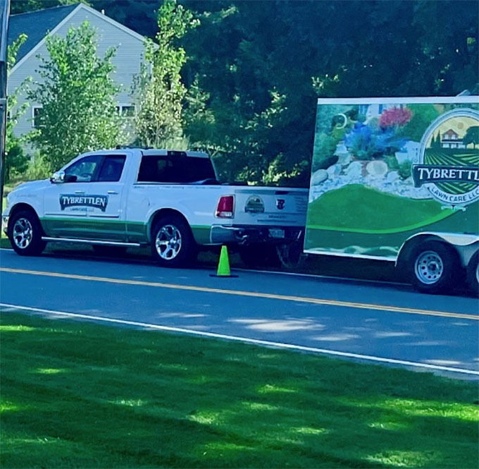 our-landscaping-and-lawn-care-team-in-taunton-ma
